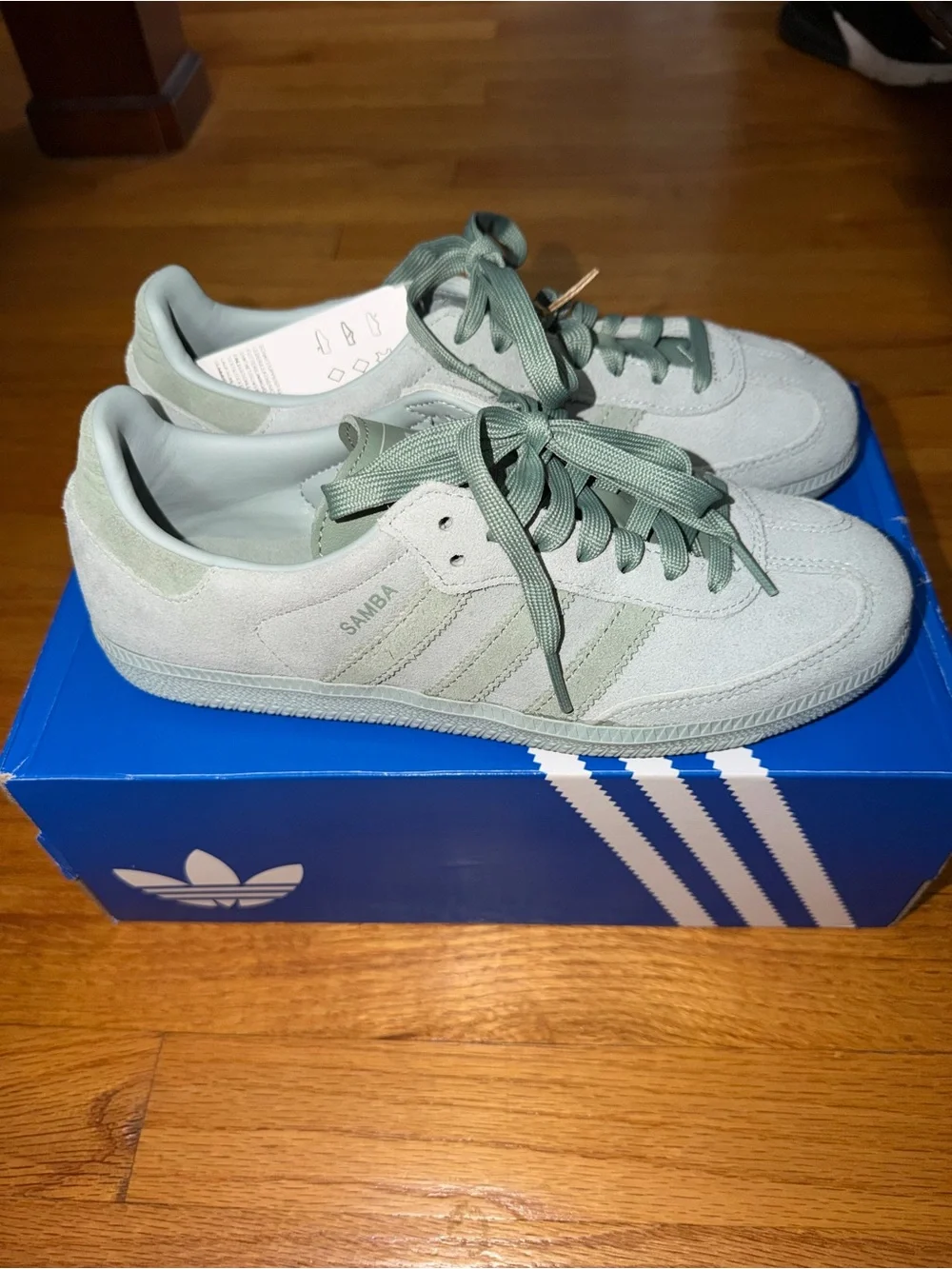 NIB adidas Samba Suede Sneakers in Light Sage Womens 8